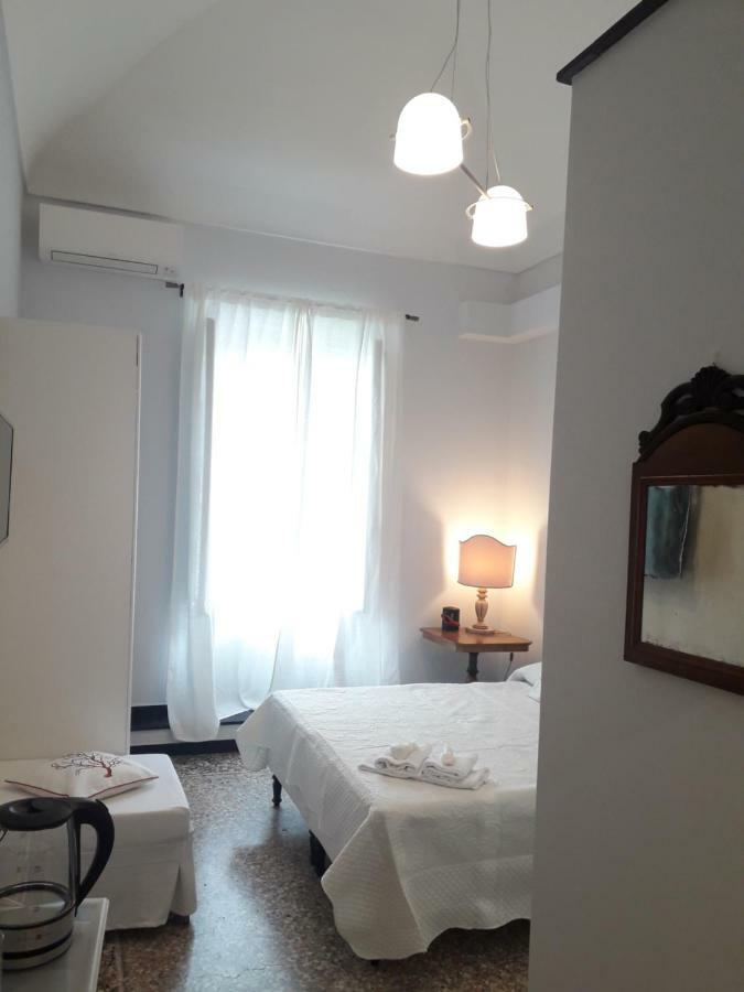 Dora Aurea Hotel Levanto Luaran gambar
