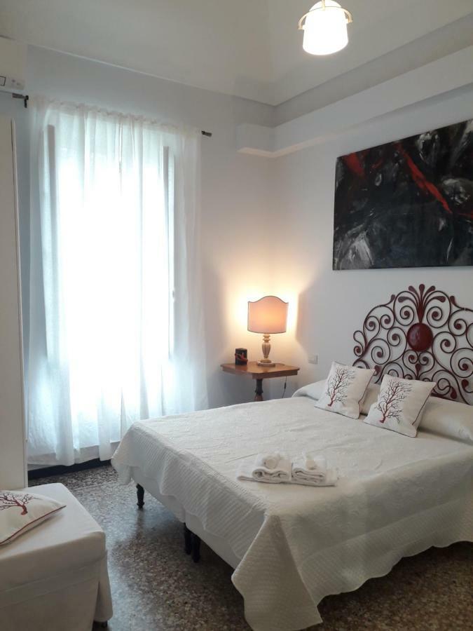 Dora Aurea Hotel Levanto Luaran gambar